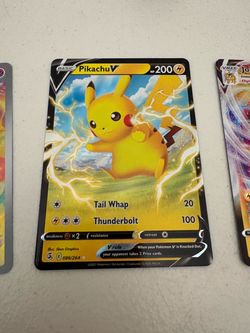 Pikachu V Pokémon Card 086/264