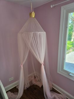 Princess canopy bedroom decor