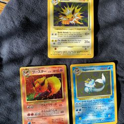 Eeveelutions Flareon No 136 JPN, Vaporeon, Jolteon