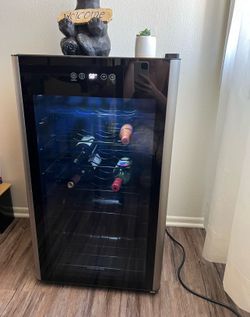 Mini refrigerator