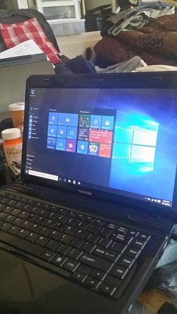 SUPER NICE TOSHIBA 14IN LAPTOP