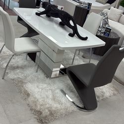 New dining table set 5 pcs