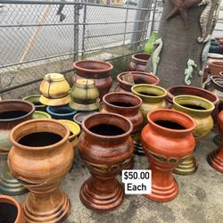 Clay Pots Different Prices At 1201 E Truxtun Ave 