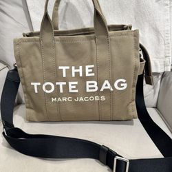 Marc Jacobs Medium Tote Bag 