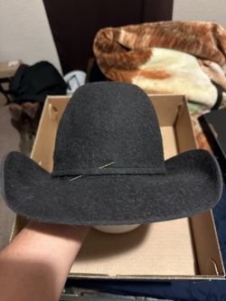 Rodeo King Grizzly Felt