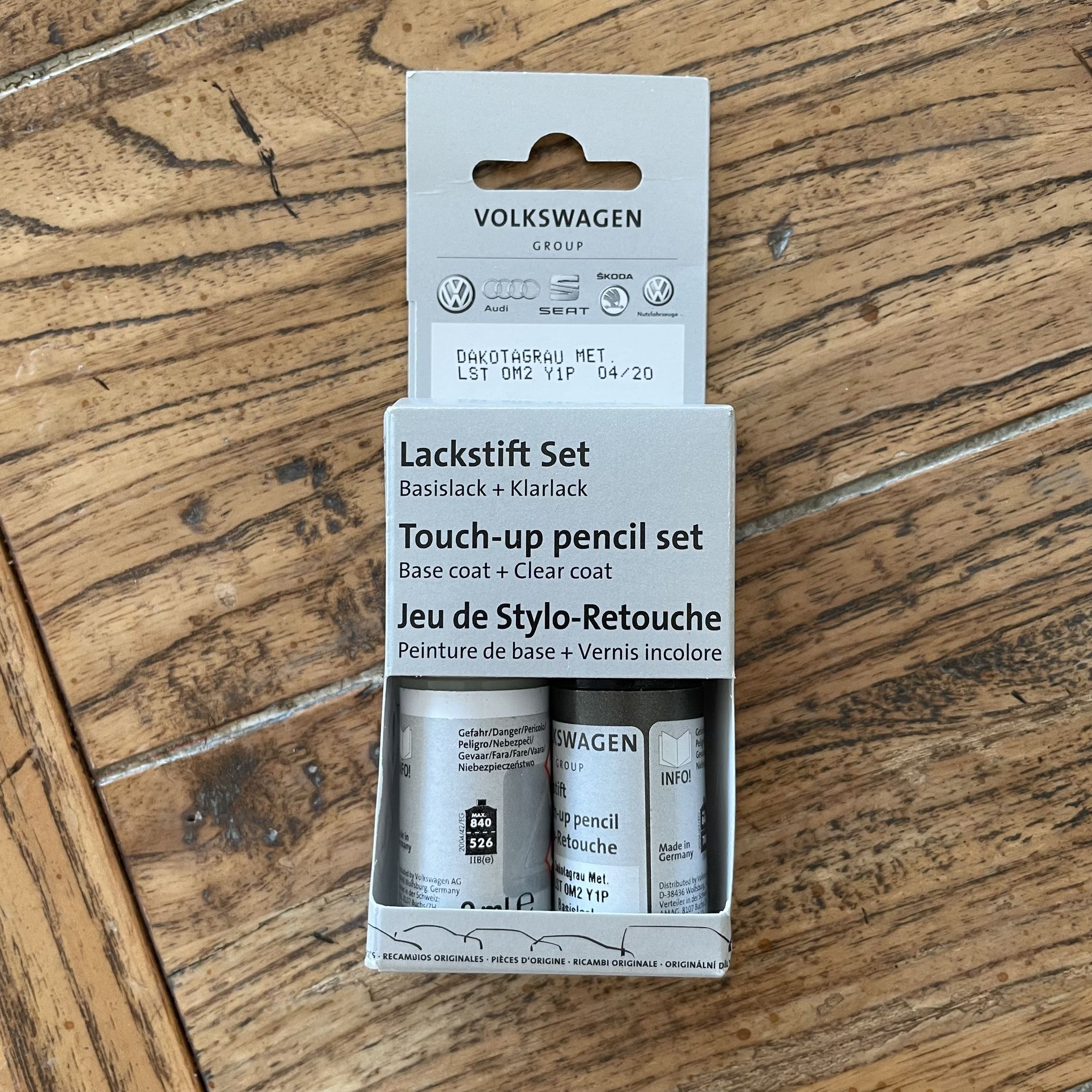 Volkswagen Touch Up Paint Set Dakota Grey