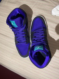 Jordan 1 Mid Retro “Grape”