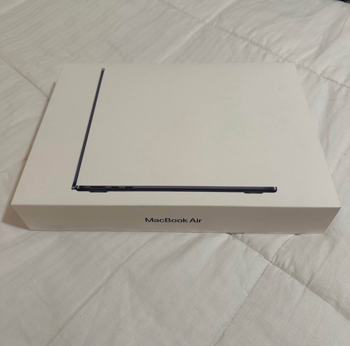 MacBook Air 13” M4 Chip