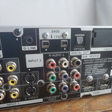 Pioneer Media Receiver PDP-R06U. 