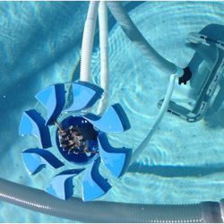 Refurbished SkimmerMotion - The Automatic Skimmer - Automatic pool cleaners