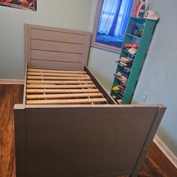 Two Twins Bed For Storage For A Third Bed 