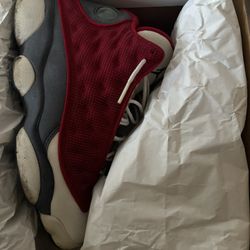 Jordan 13  “Red” Size 9
