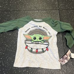 Toddler Star Wars Christmas Long Sleeve T-Shirt Baby Yoda 2T or 3T  Or 4T Merry Force