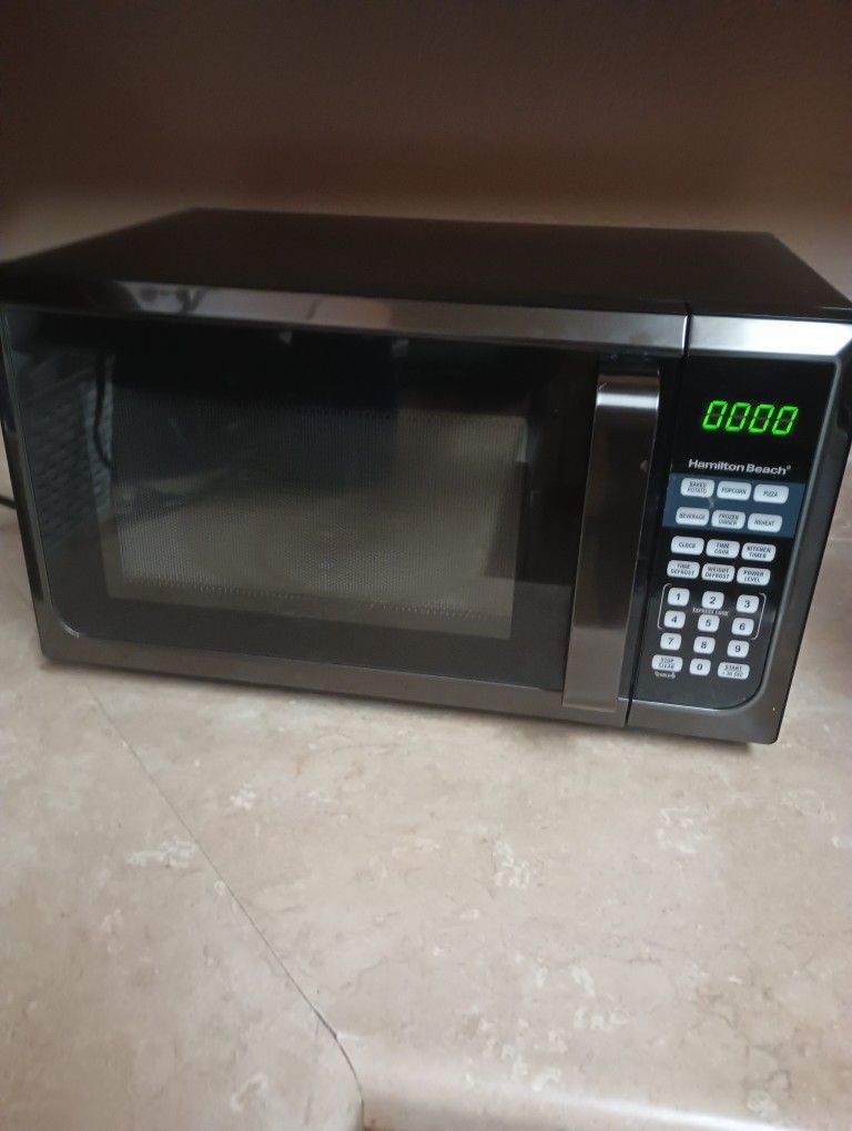Microwave Oven 