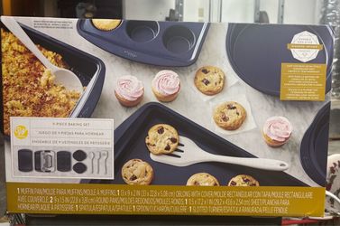 Brand new Baking set