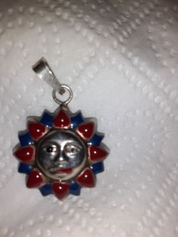 925.Silver sun pendant