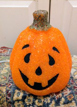 Vintage Melted Plastic Popcorn Pumpkin Light Up With Cord Works!