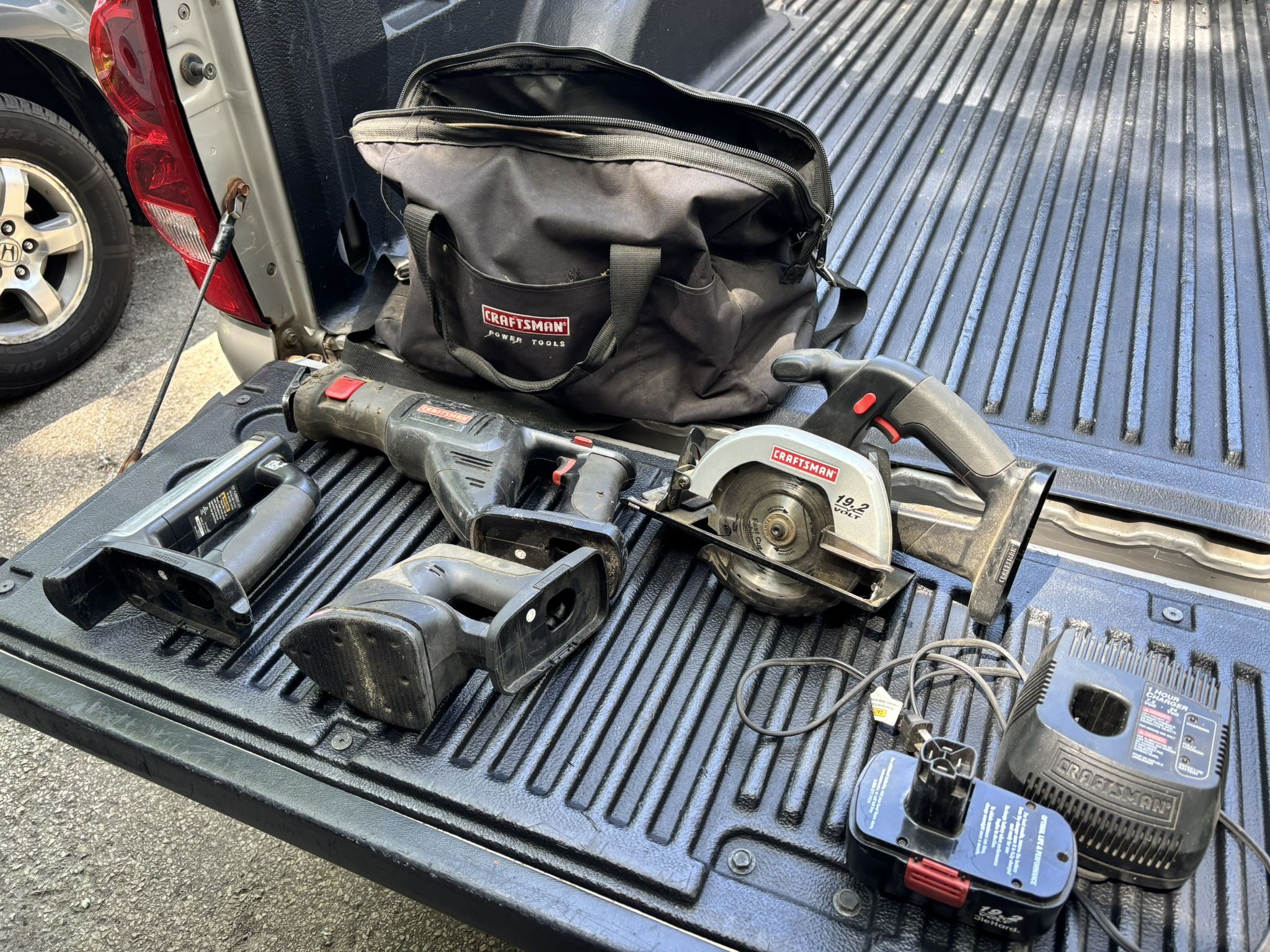 Craftsman 19v Tool Kit