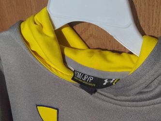 Boys pullover sweatshirt with hood