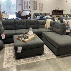 BRAND NEW SECTIONAL