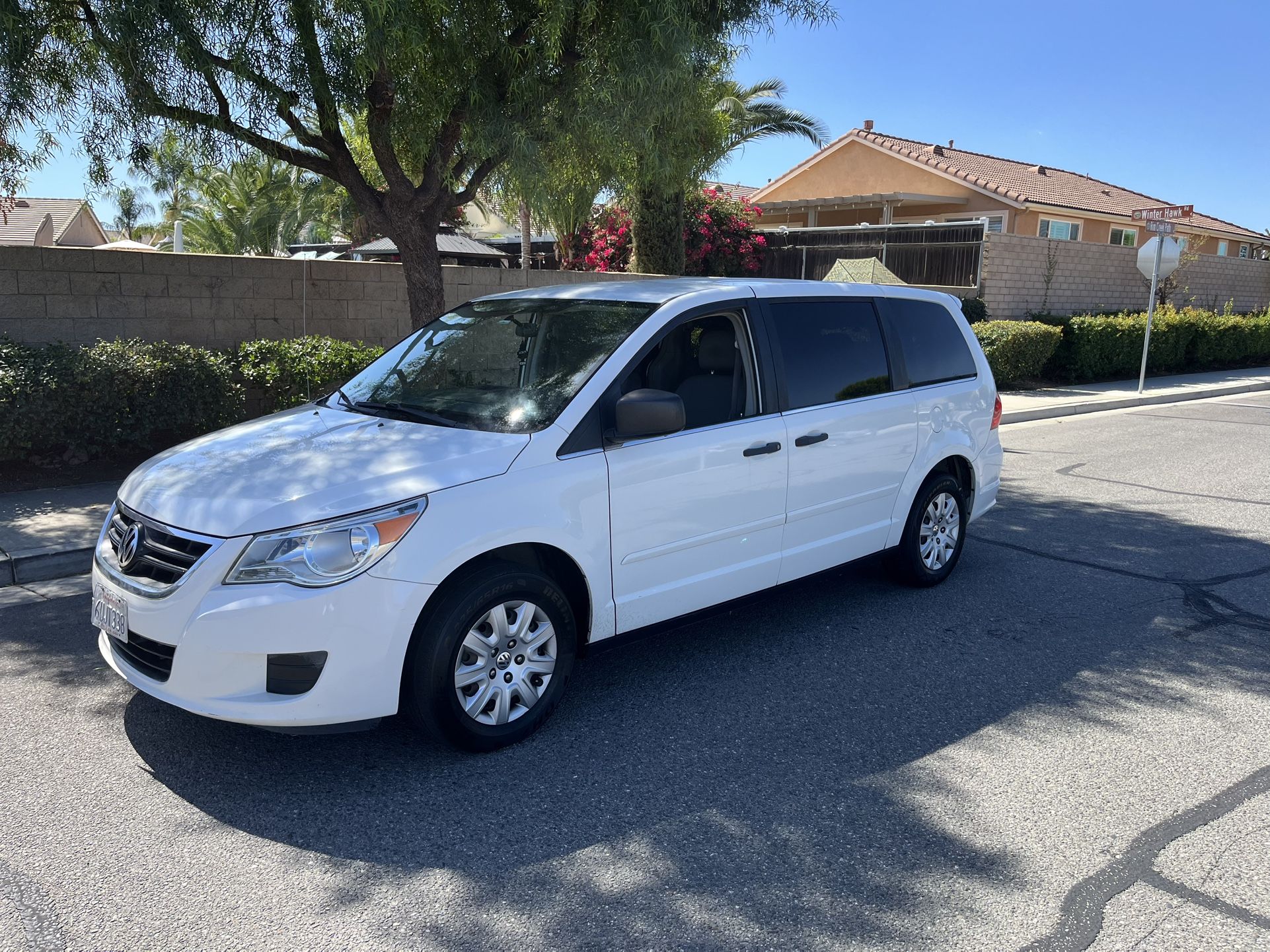 2011 Volkswagen Routan