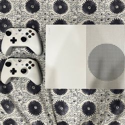 Xbox One S with 2 Controllers - 512GB