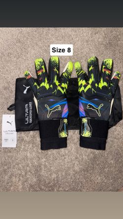 Size 8 Puma Ultra Ultimate Goalkeeper Gloves  New