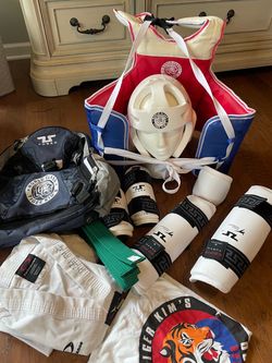Taekwondo Gear Set with Bag and Uniform