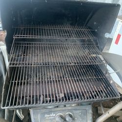 Char Broil 3 Level Barbecue 