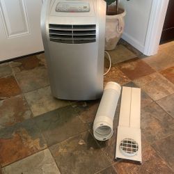 Air Conditioner 140$ Very Cold And Powerful 12000btus 