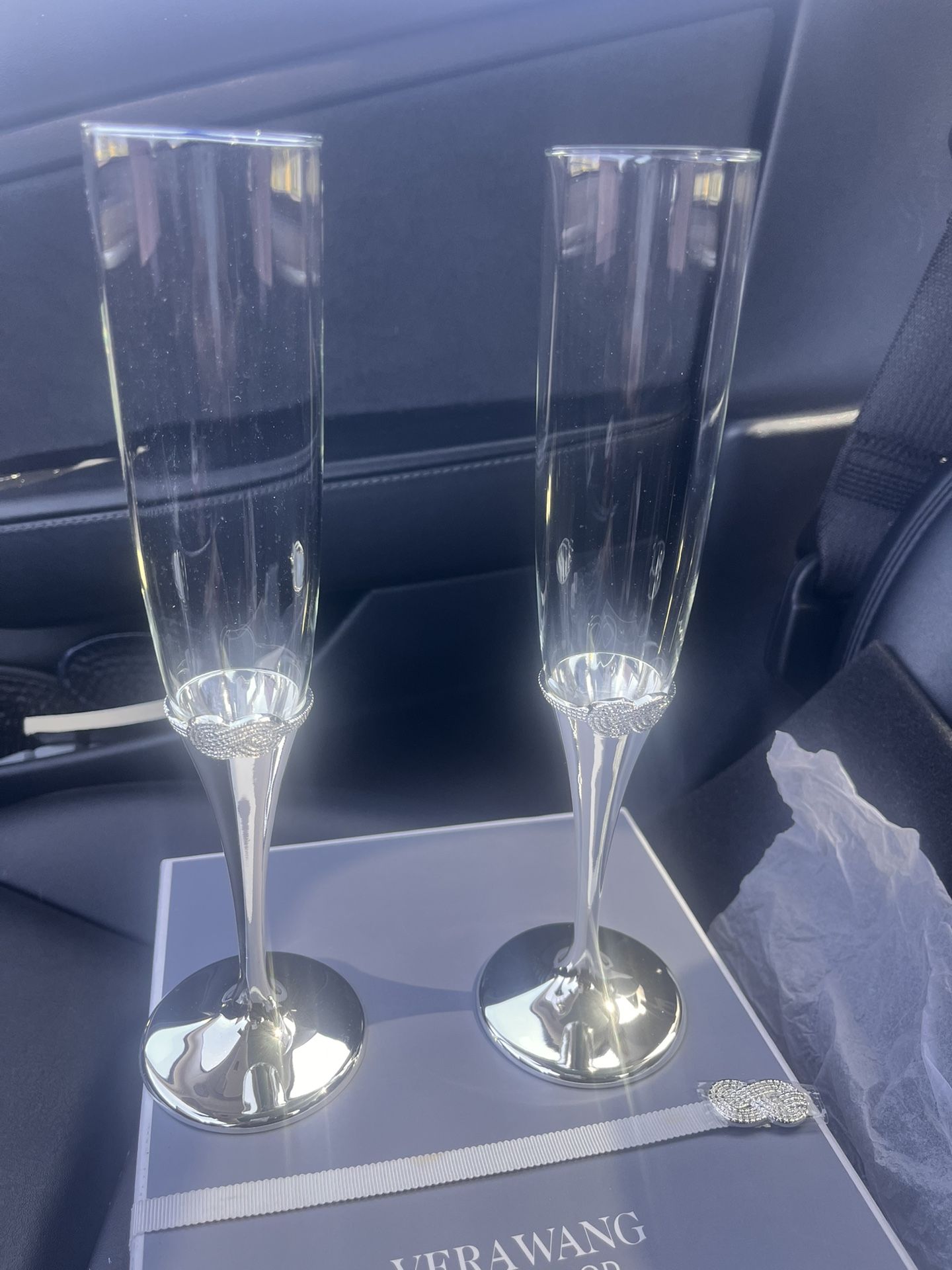 Vera Wang Wedgwood Infinity flutes