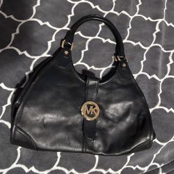 Michael Khors Purse