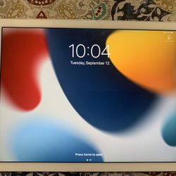 Apple iPad Air 2nd Generation Unlocked Like New!