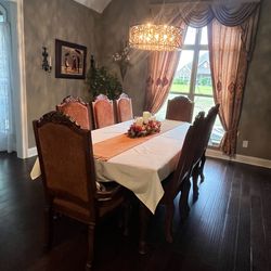 Dining room table set