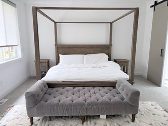 Pottery Barb Canopy King Bed with 2 Night Stands
