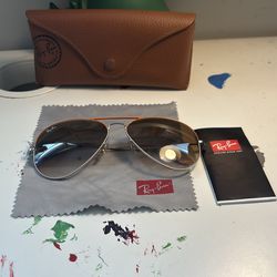 Ray ban sun glasses men’s and women’s