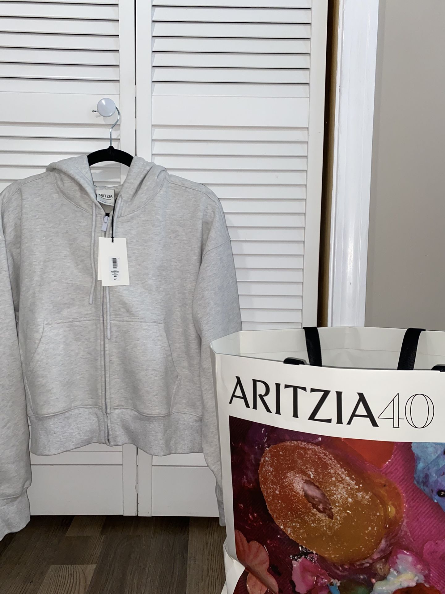 Aritzia Zip Up Hoodie