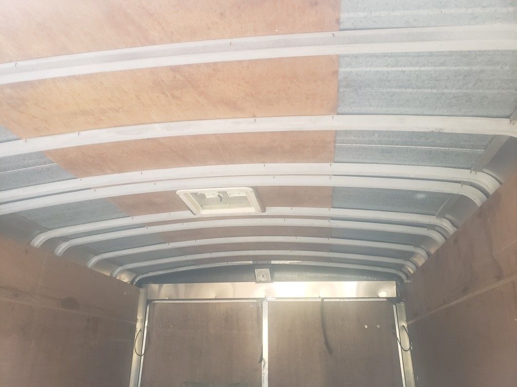 Toy hauler