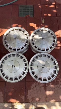 OEM 15-inch Honda Accord alloy wheels from 1991 to 1990!!used!!