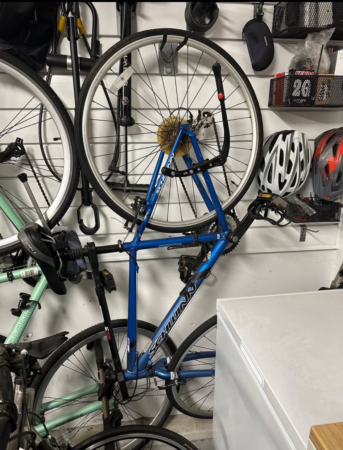 Schwinn Superf Sport Road Bike 24-Speed, Frame "S"