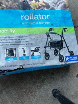 Mobility rollator walker