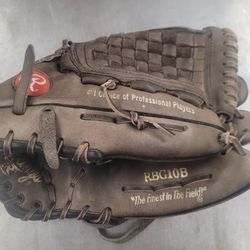 13" BASEBALL GLOVE RHT RAWLINGS