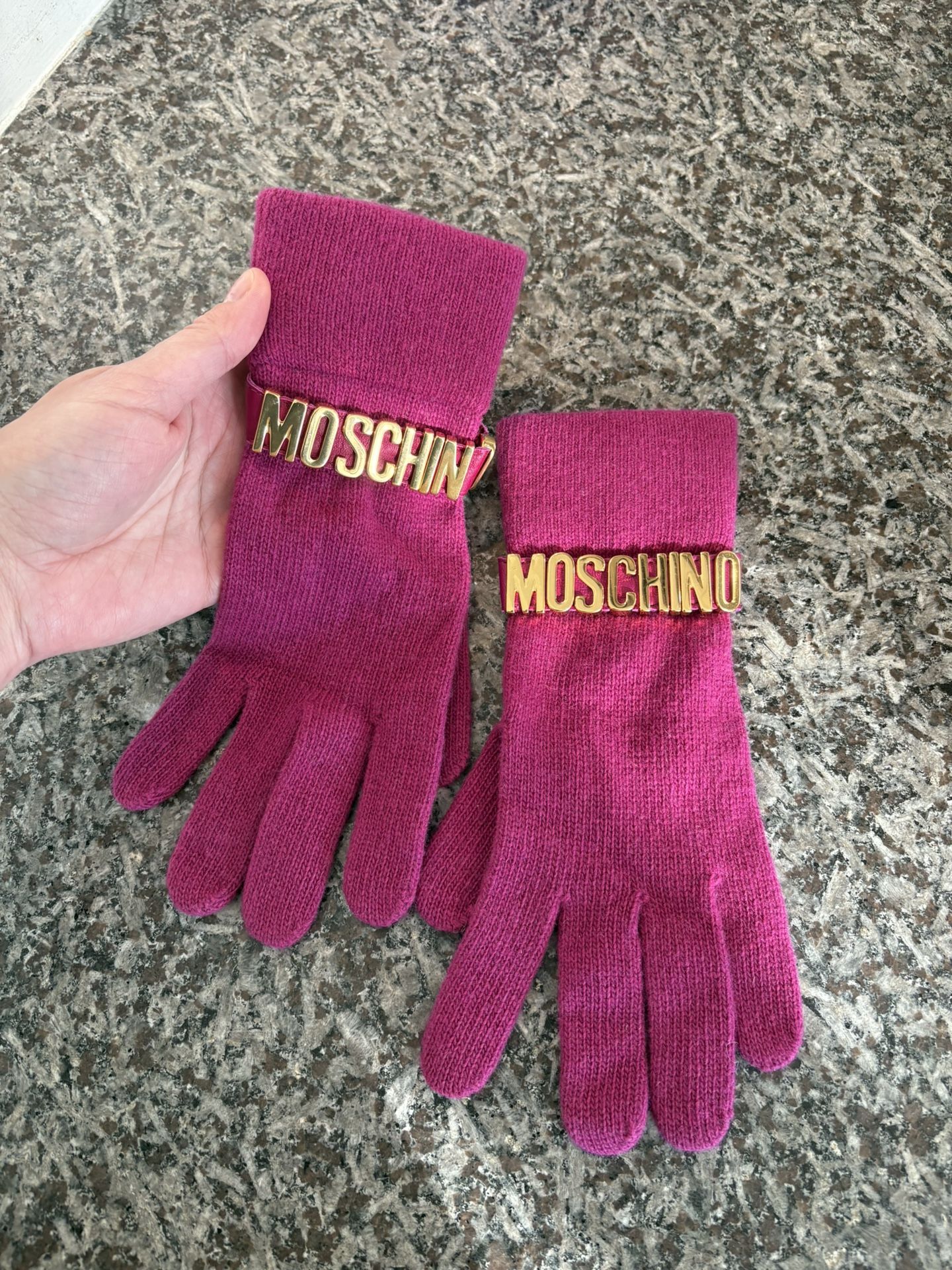 Moschino logo-lettering Gloves wool cashmere One Size Dark Pink New Condition