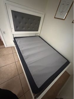 Full size bed