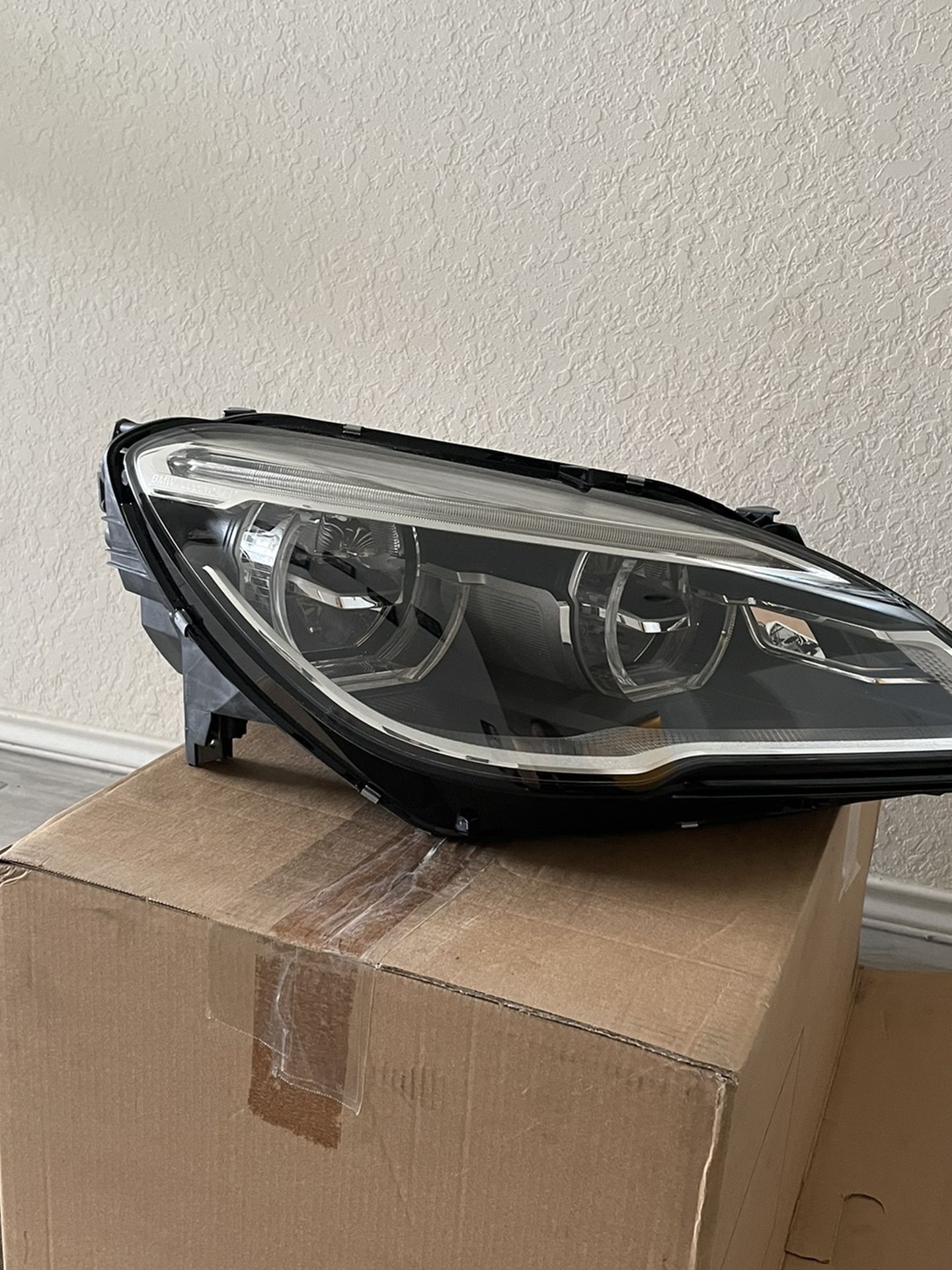 BMW 6 Series 640i 650i M6 Full LED Right Passenger Side Headlight OEM New it