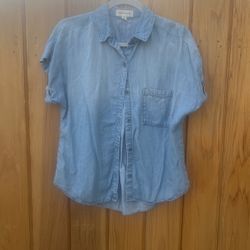 Anthropologie Cloth And Stone Denim Shirt- Great Condition