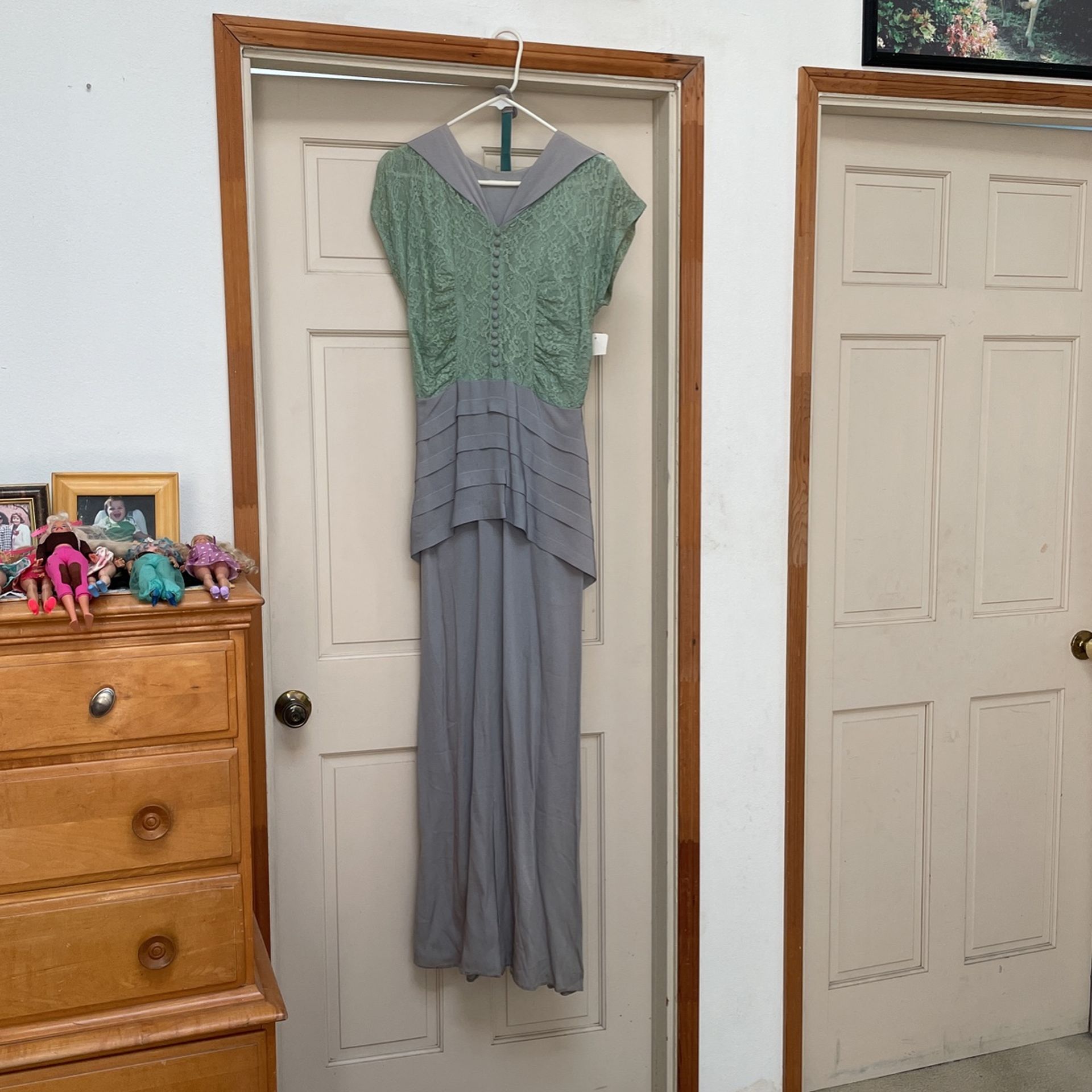 Vintage 1940s Blue Grey Evening Gown Long Maxi Formal Dress. Size: 2 Waist:  23 Petite USED!