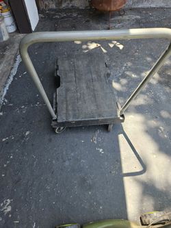 Rubbermaid dolly