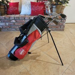 Hippo Junior Golf Club Set With Bag. Excellent Condition 