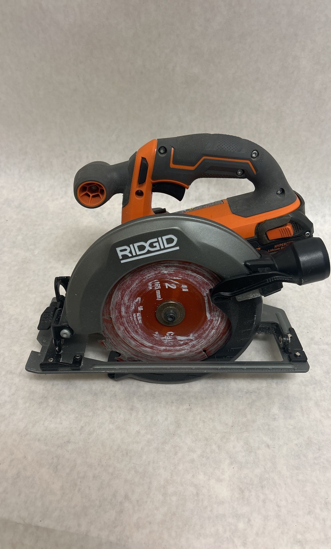 18 V circular saw with 2H battery no charger